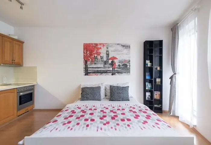 New Studio With Private Parking