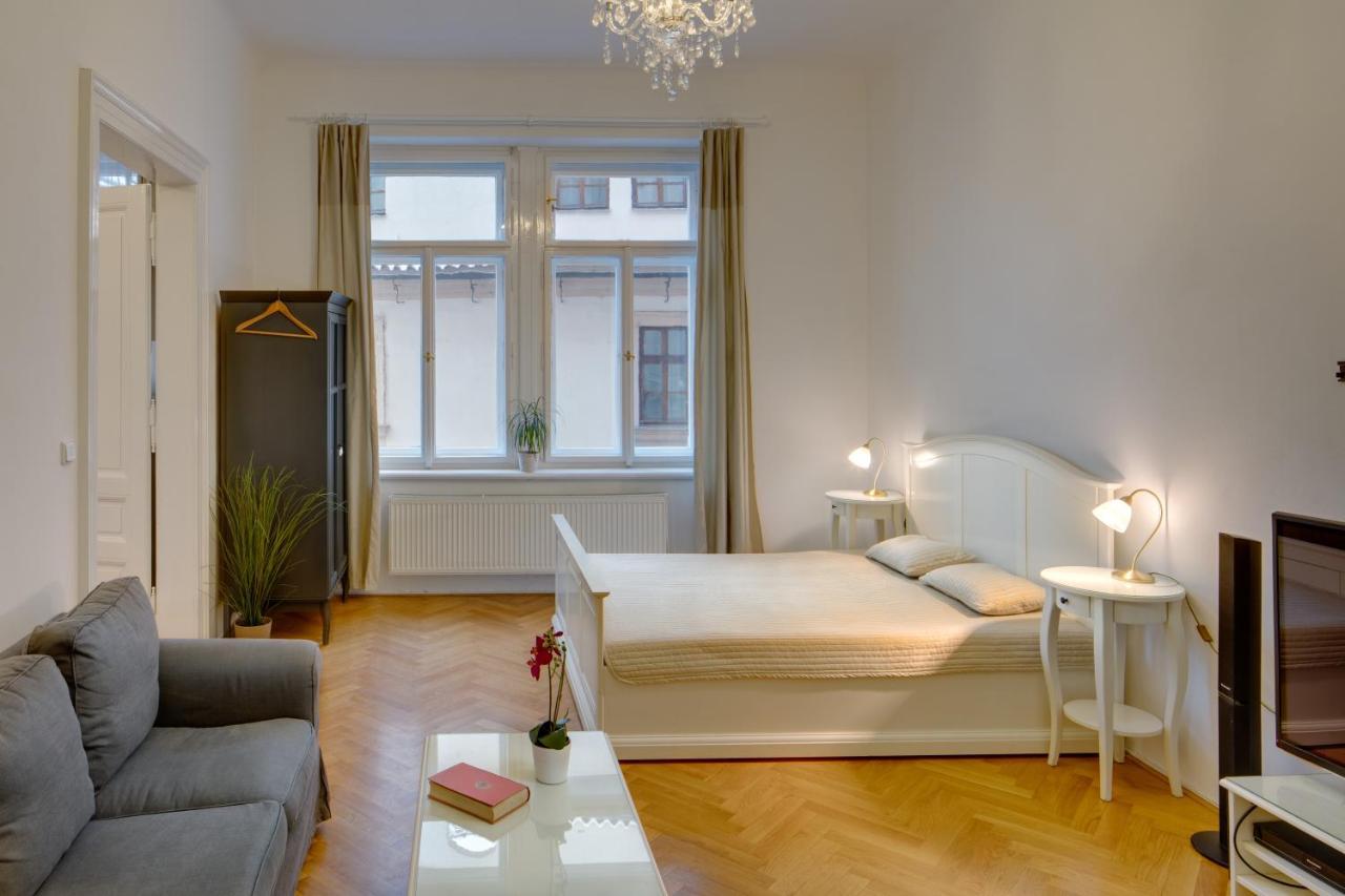 Karlova 24 - Old Town Apartment