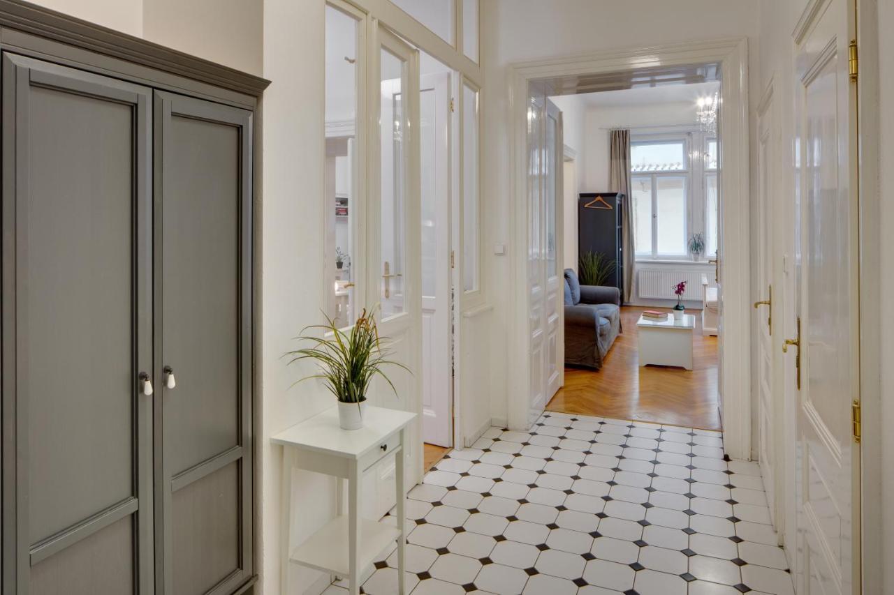 Apartment Karlova 24 - Old Town