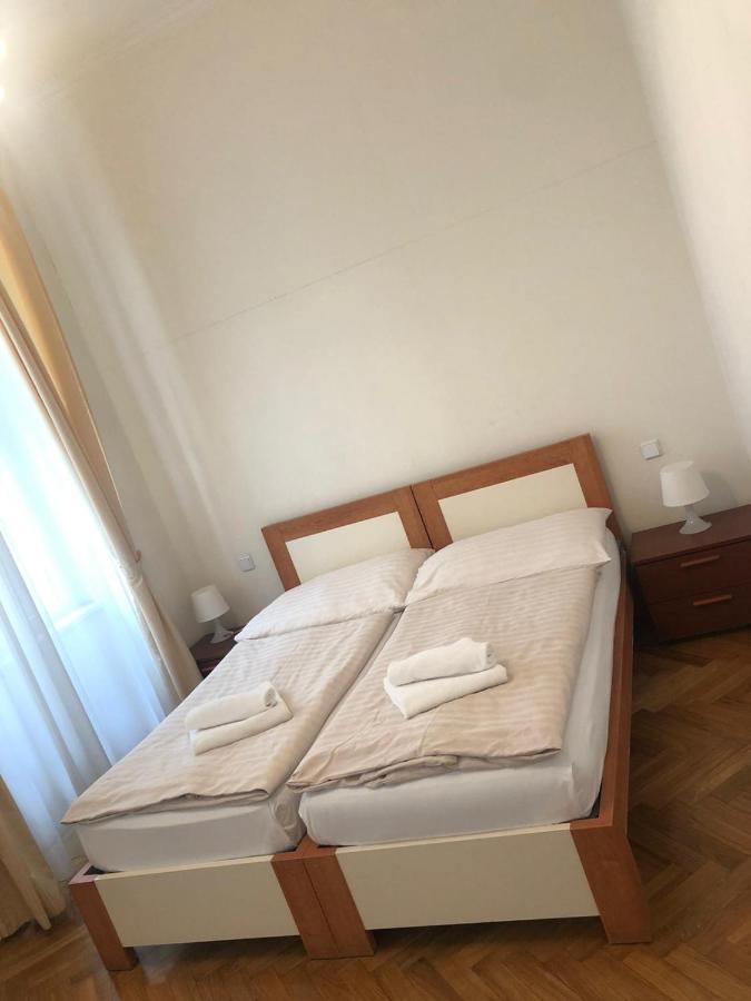 Aparthotel La Familia Prague