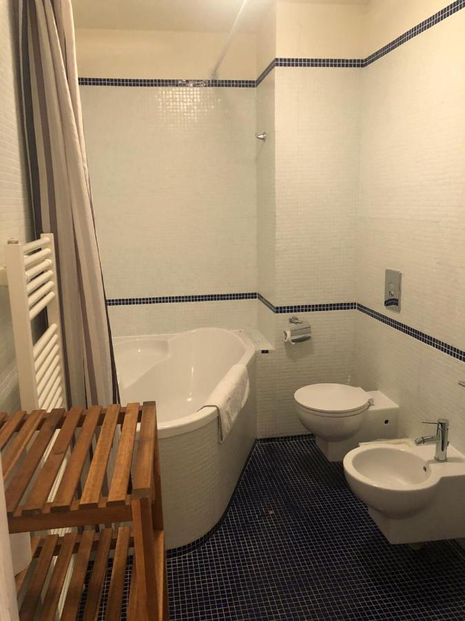 Appart hôtel La Familia 2*
