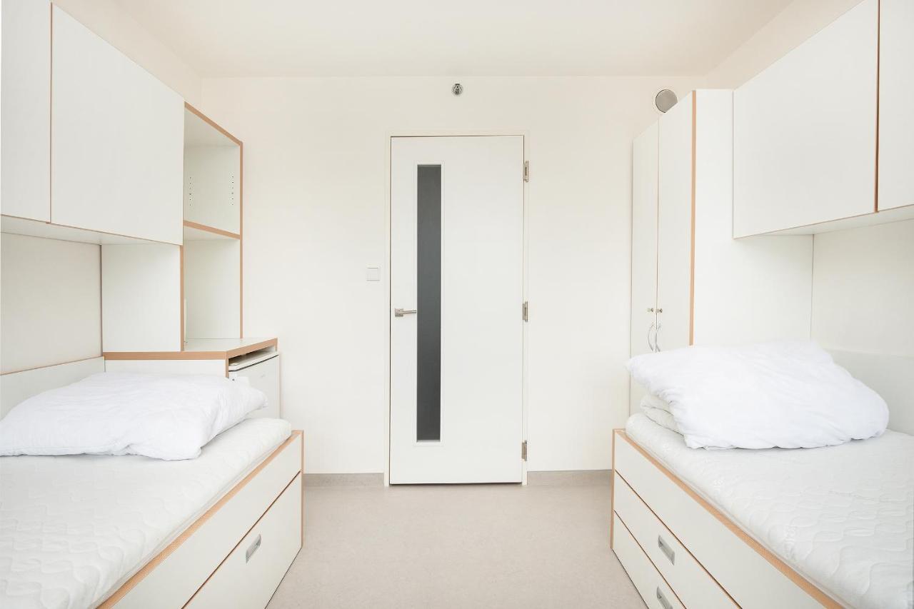 Student House Botic Albergue Praga