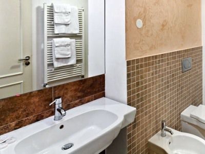 Hotel Unique 4*