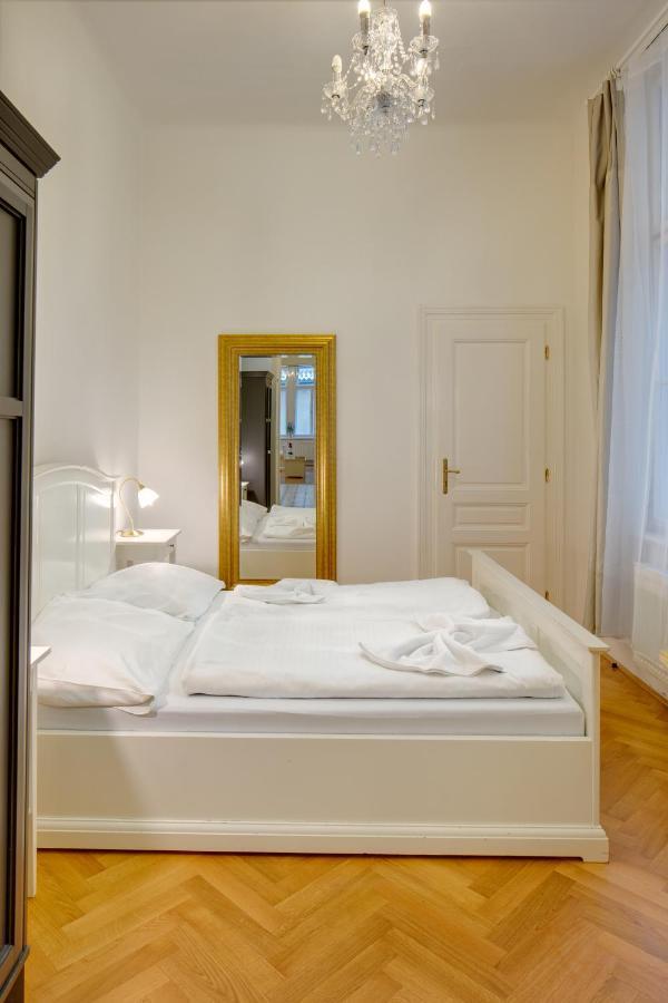 Apartment Karlova 24 - Old Town *