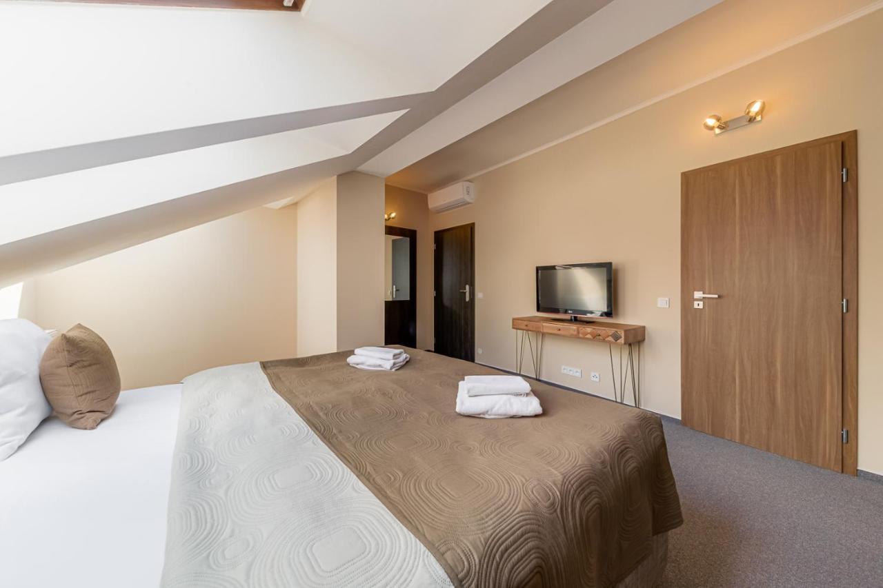 Venezia 3* Prague