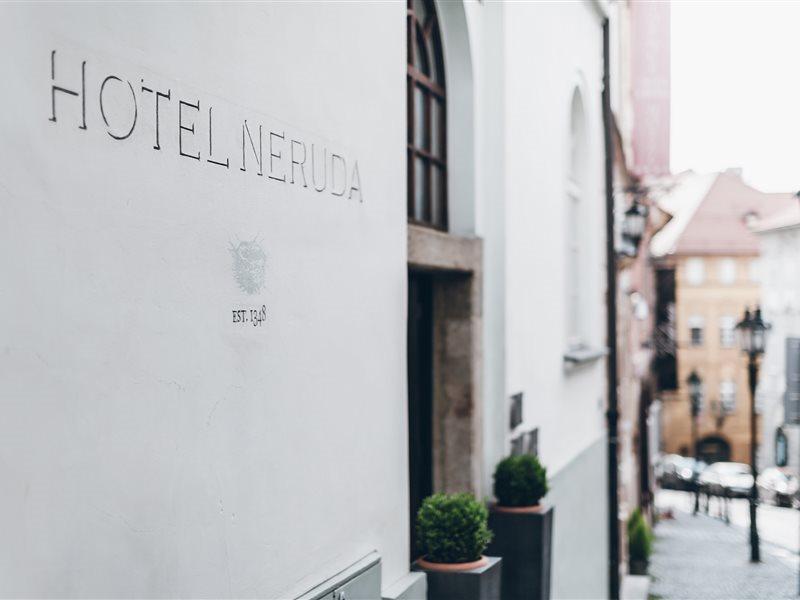 Design Neruda Hotel 4*