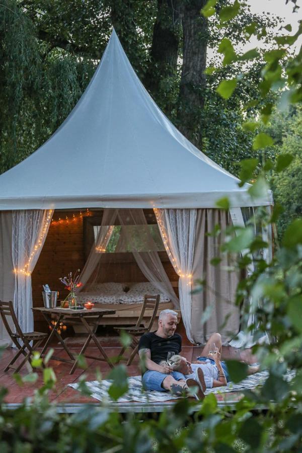 Pokojczech Pagoda Luxury tent Prague
