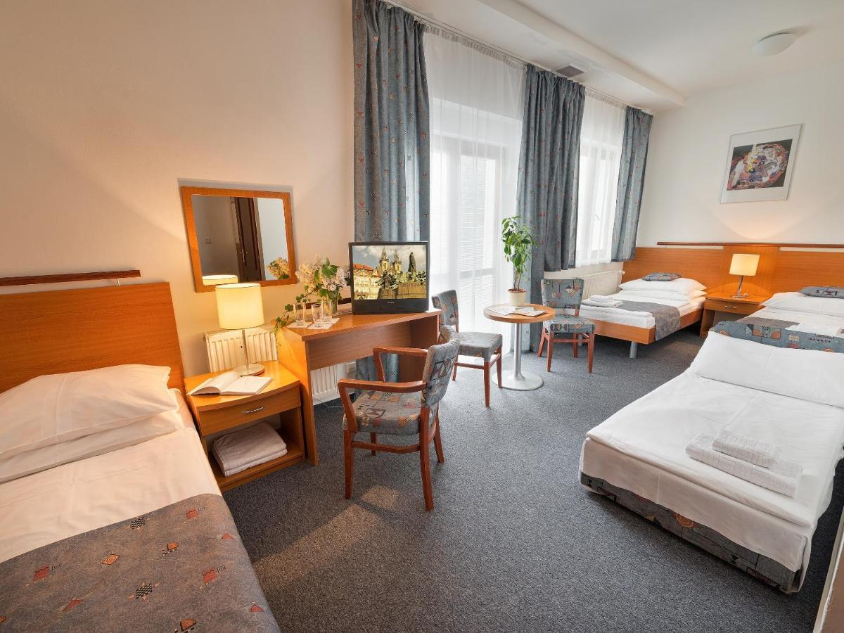 Otel Ea Populus 3*