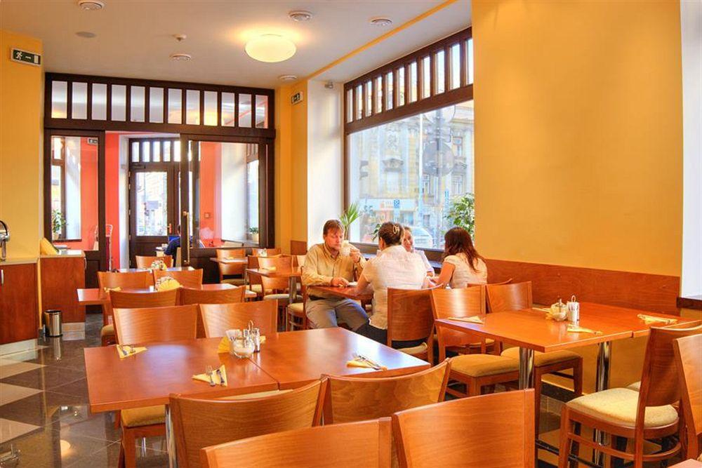 Otel Gloria Prag