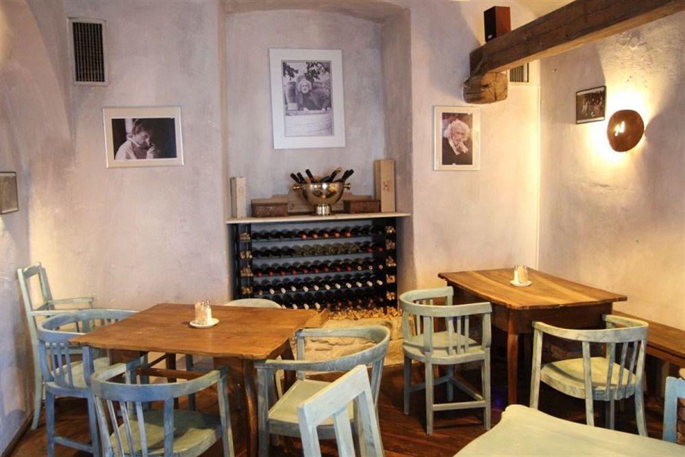 Sir Toby's Midtown Prague