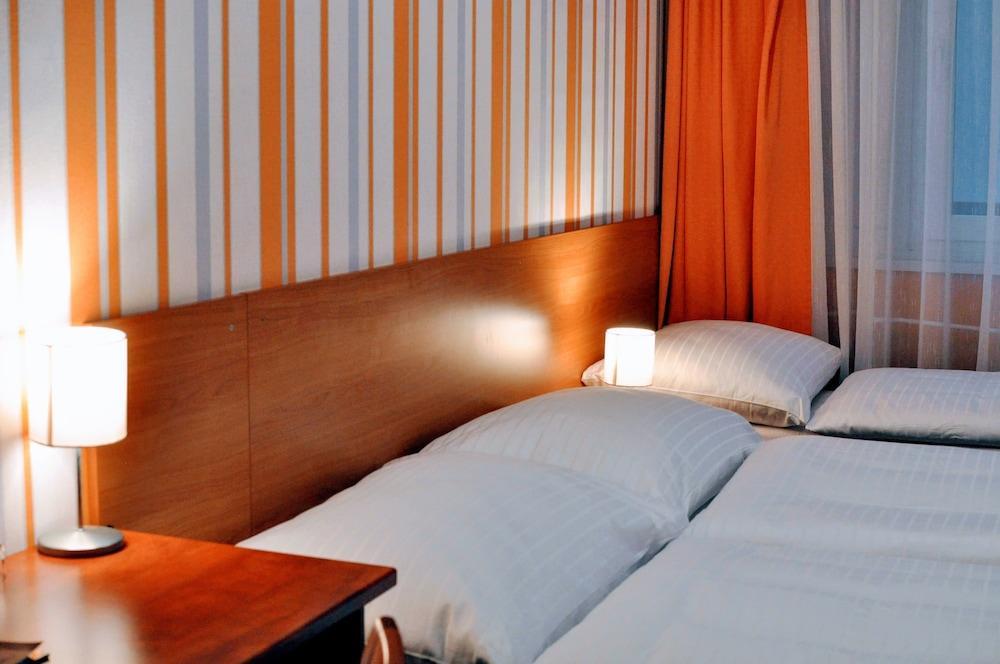Hotel Bridge Prague