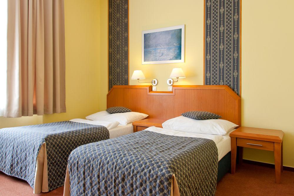 Astoria Hotel
