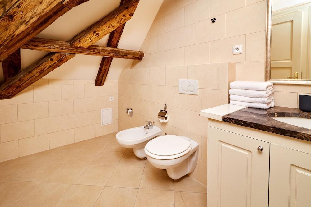 Little Town Budget Hotel Prague