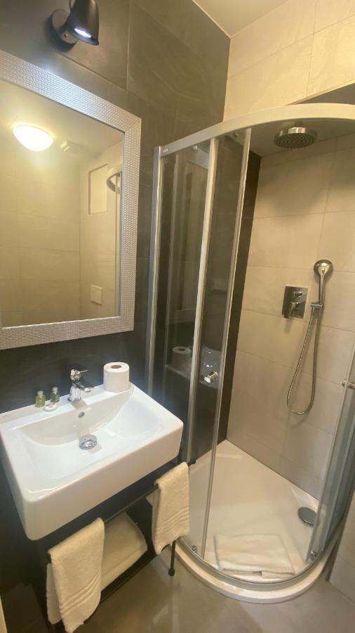 Apartment Alma *