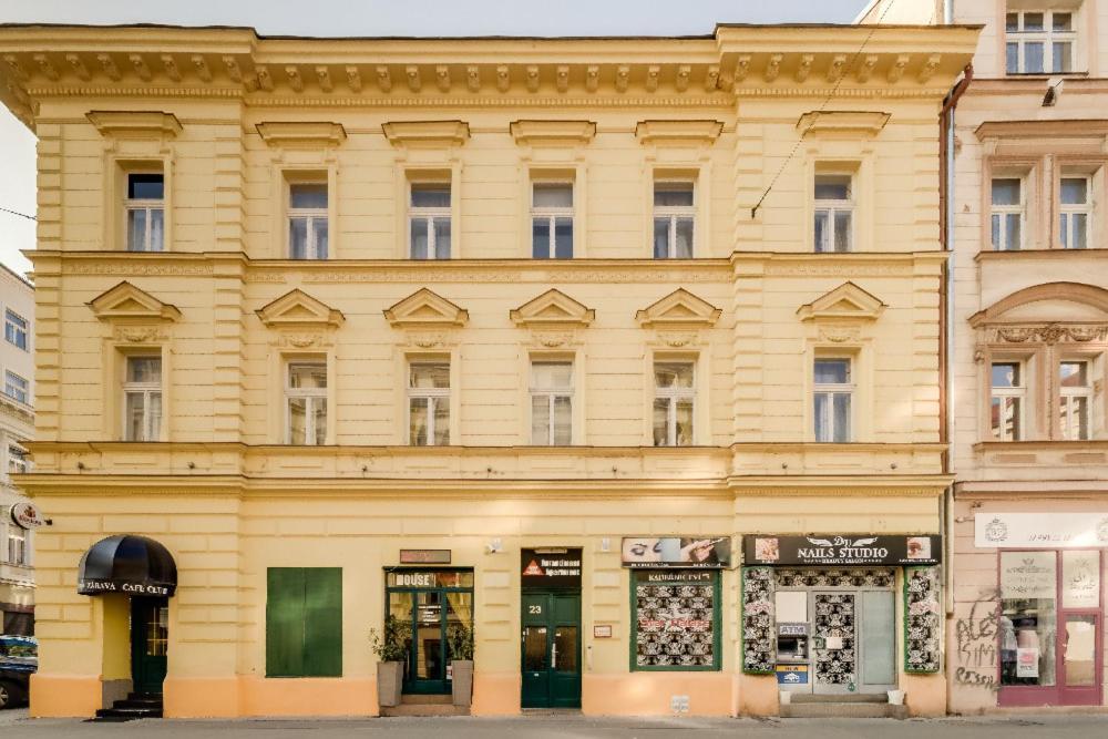 Amandment Aparthotel Prague