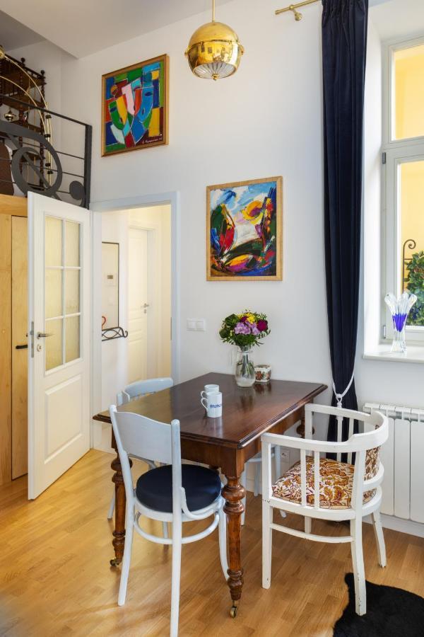 Days - Elegant Near Wenceslas Square Appartement