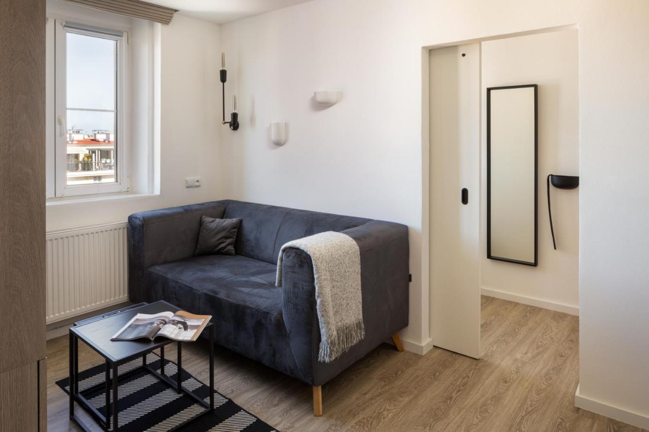 Daire Minimalist Studio In Vinohrady By Days