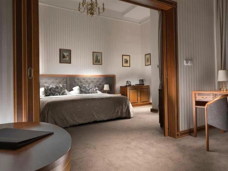 Pod Vezi 4* Prag