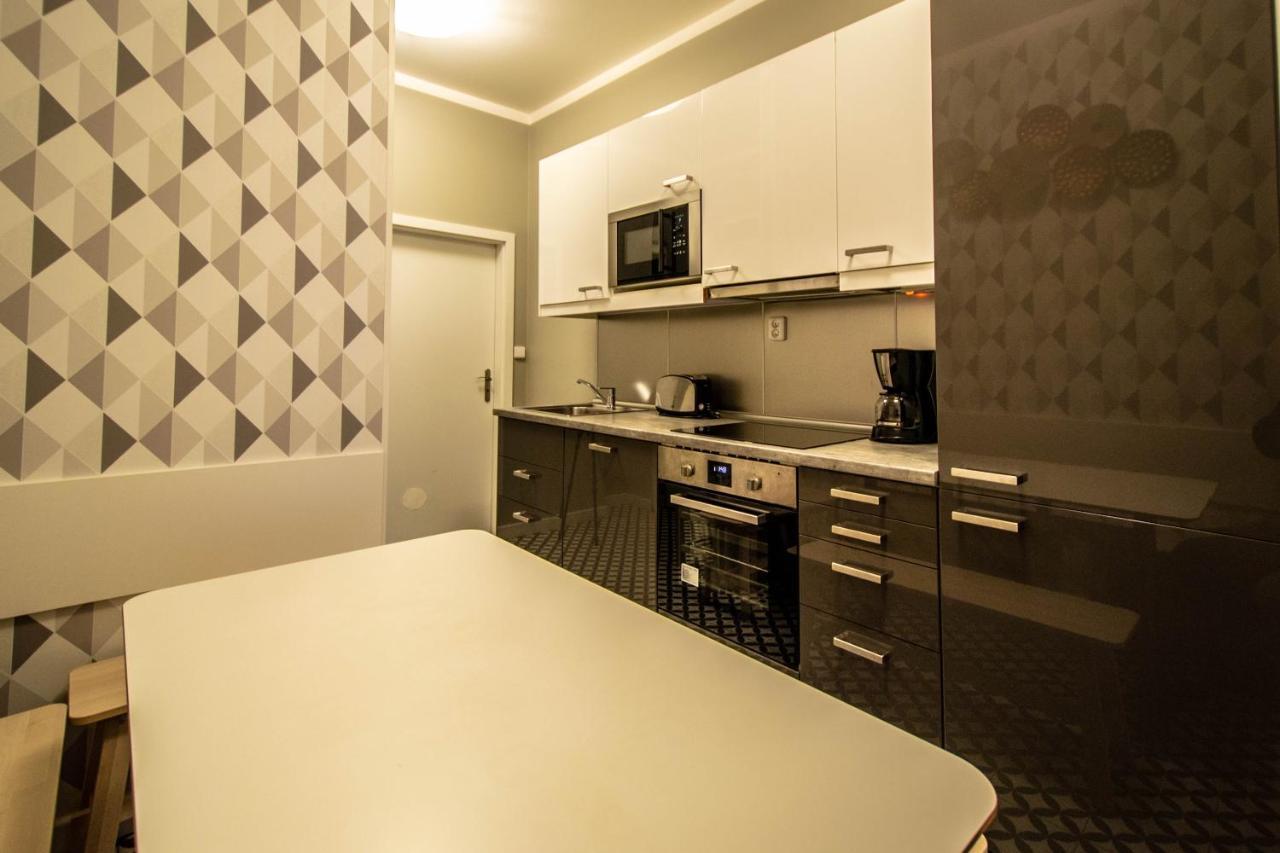 Old Town Rybna Apt By Ruterra *