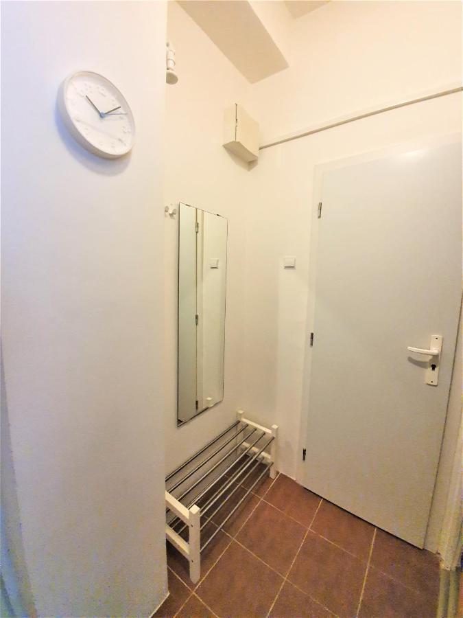 Epstein * Prague