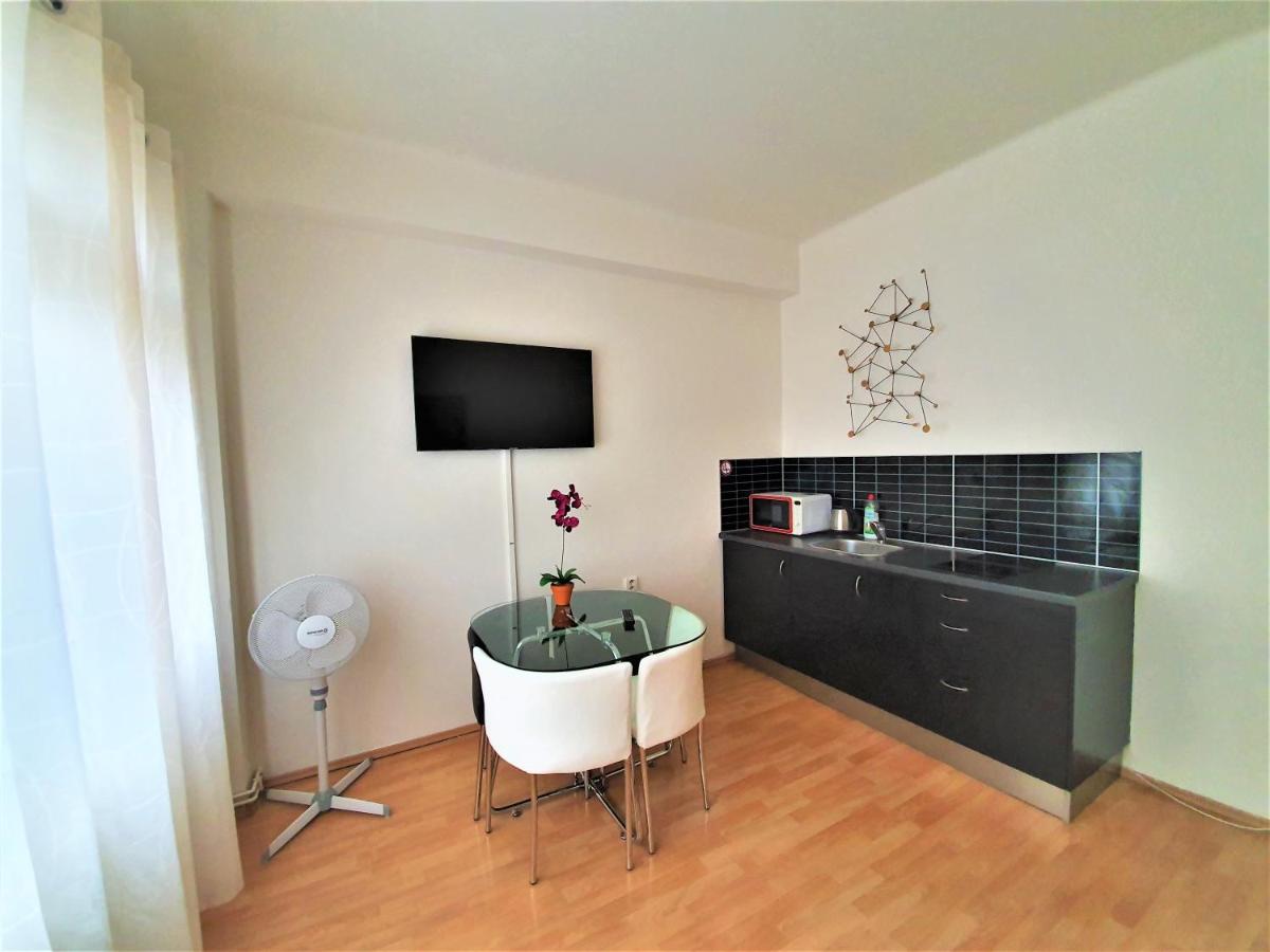 Epstein Apartment Prague
