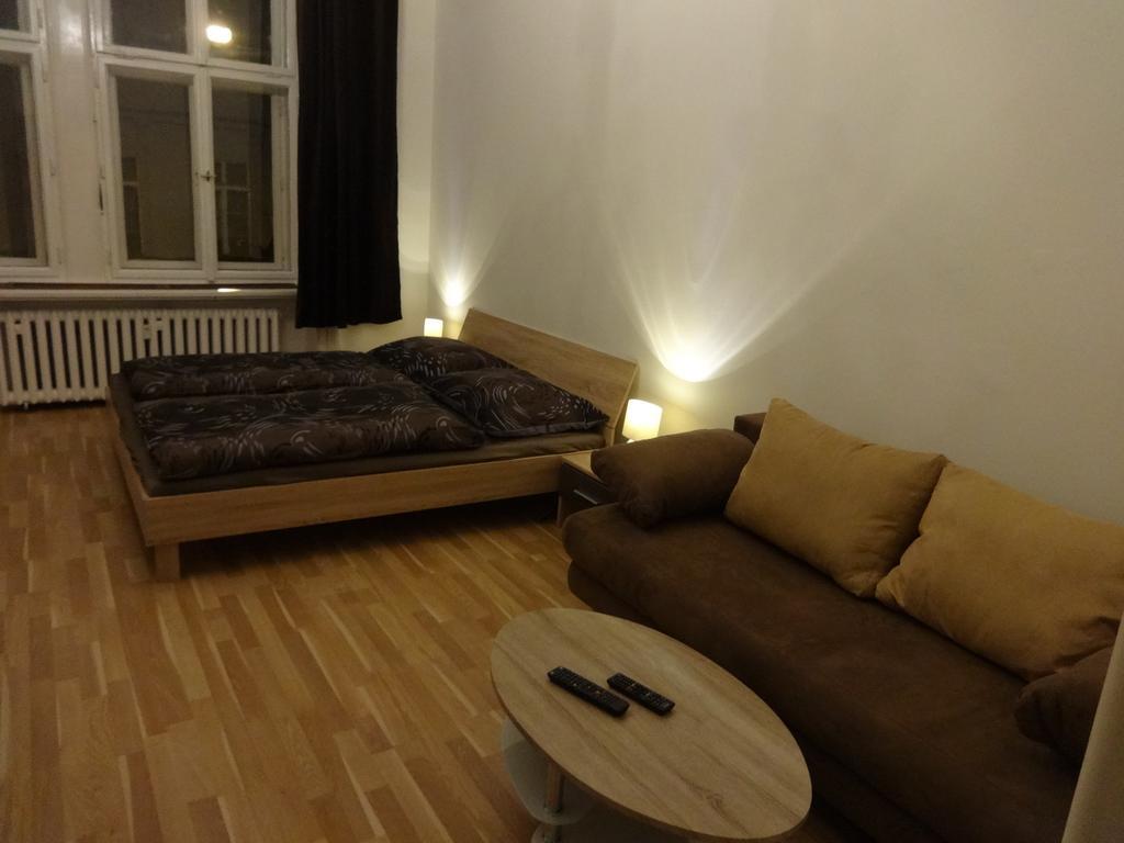 Apartment Krakovska 18 *