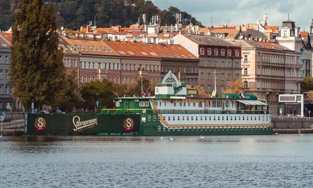 Botel Admiral Prague