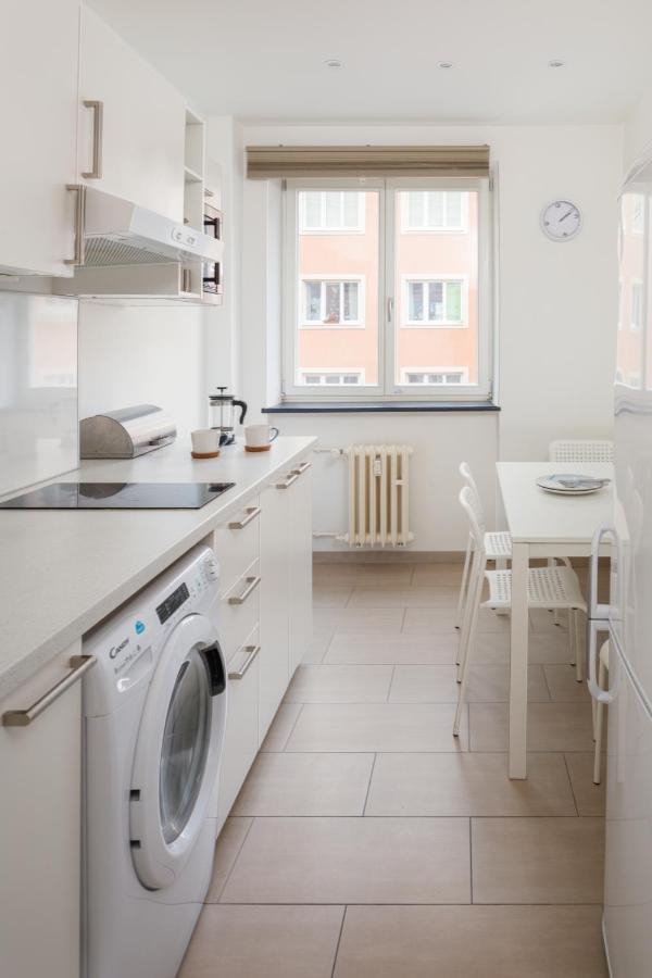 Homey Flat In Vinohrady By Days Prague