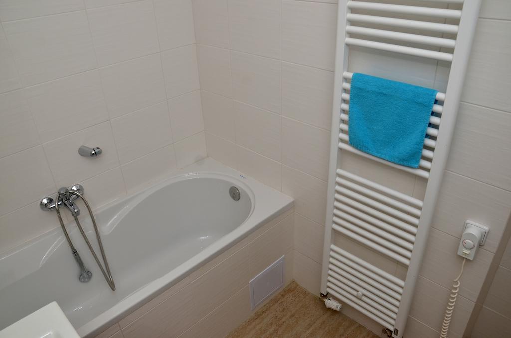 Mivos Apartment