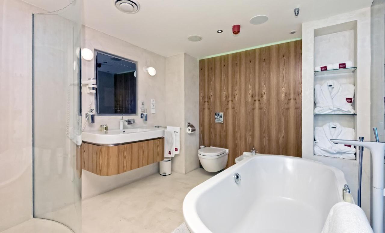 One 5* Prague