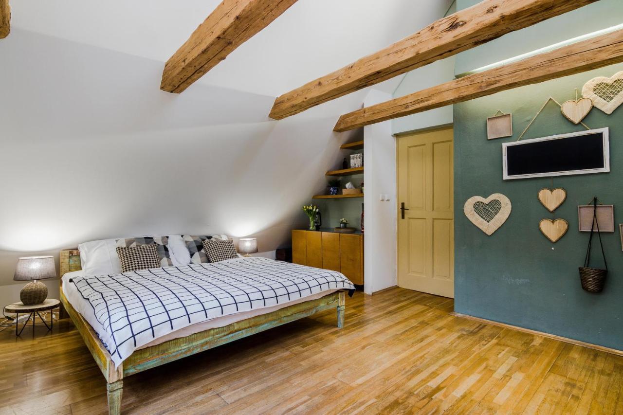 Old Town Square By Michal&friends Apartment *
