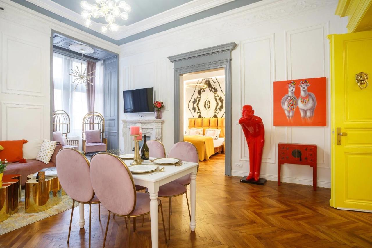 Palace By Main Station - President Daire *