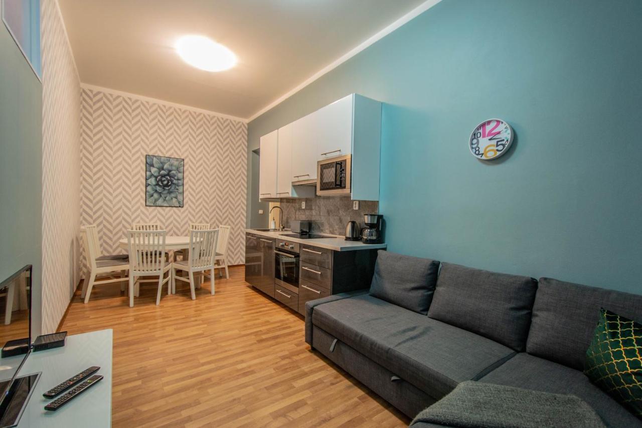 Ruzova By Ruterra Apartment *