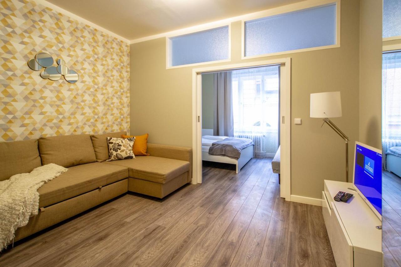 Old Town Rybna Apt By Ruterra Apartment