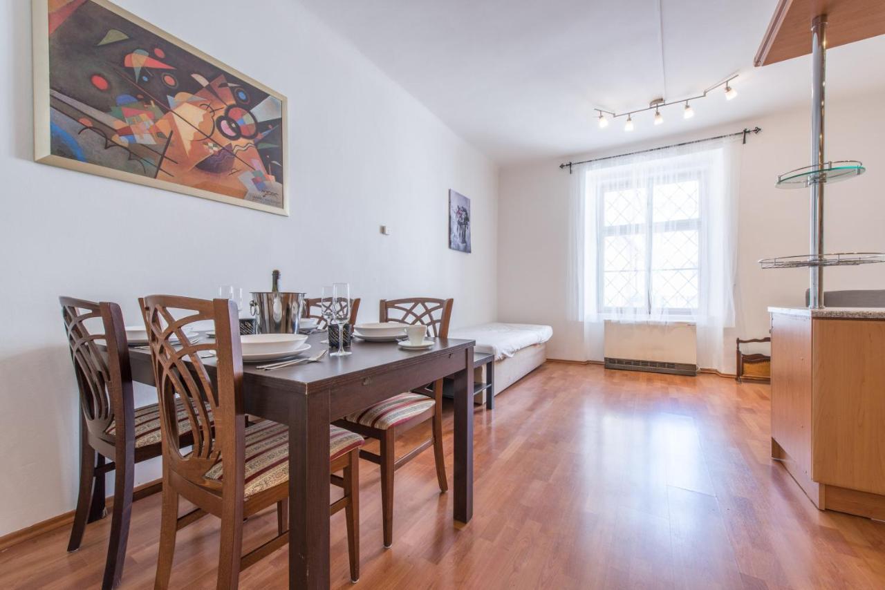 Apartamento Locals Monastery