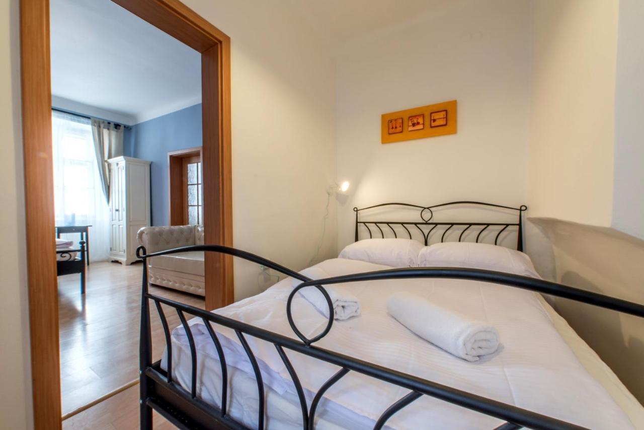 Apartamento Locals Monastery