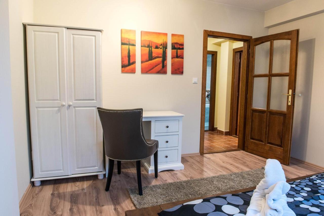 Locals Monastery Appartement *