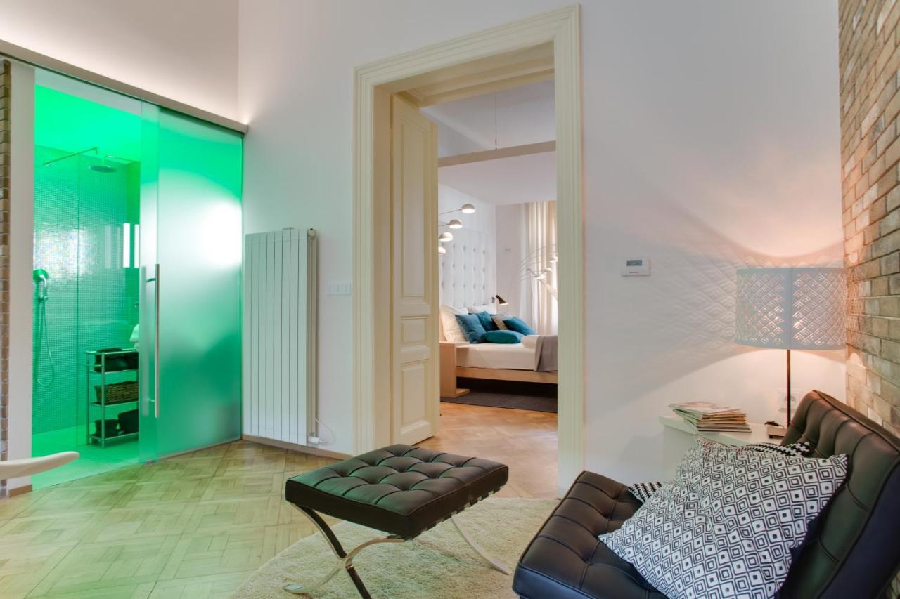 Bright Na Porici Appartement