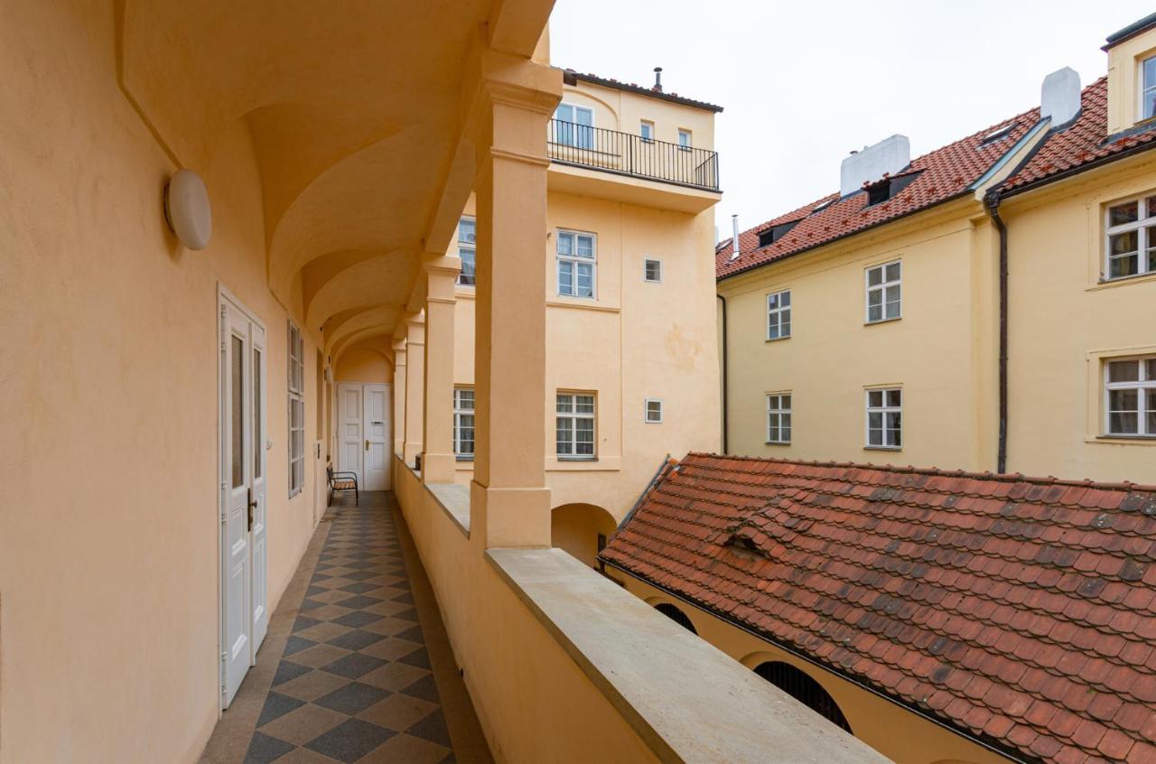 Apartment Mostecka *