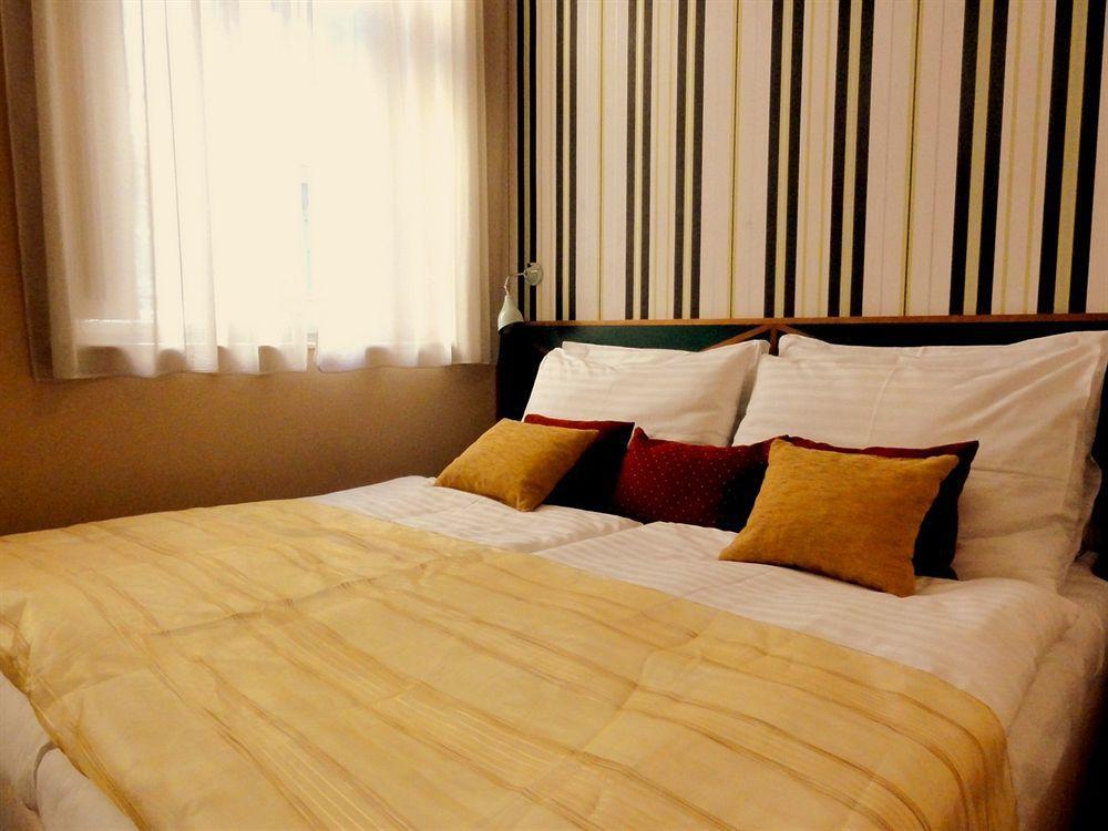 Mala Strana 4*