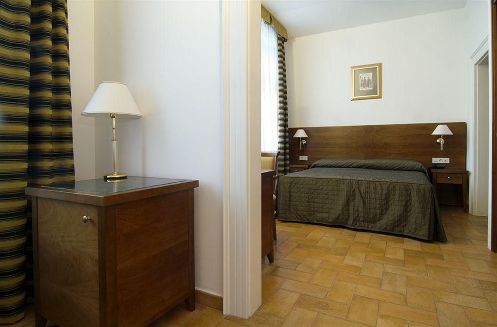 Otel Galileo 4*