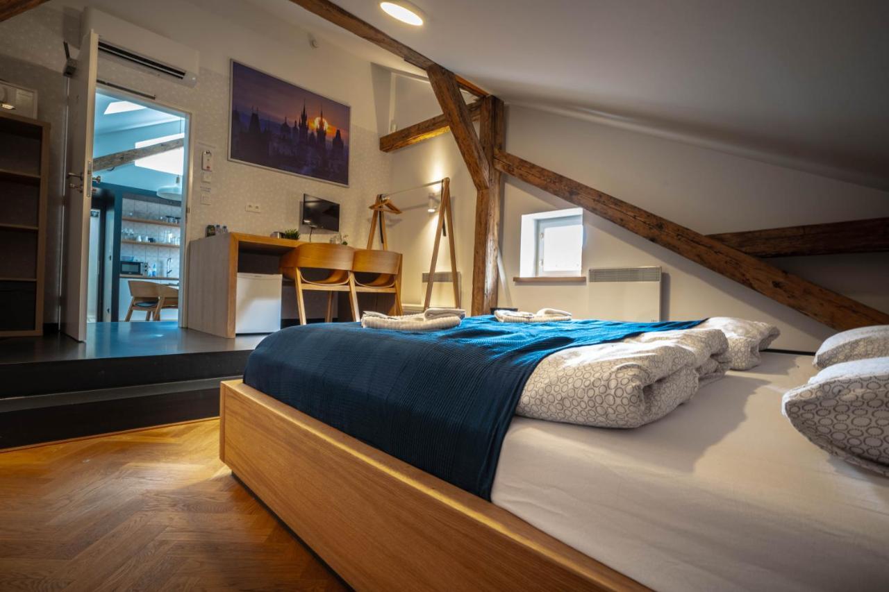Appart hôtel Old Town Square Suites 2*