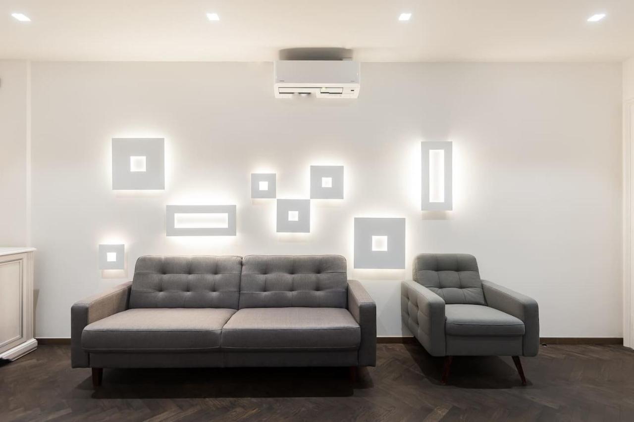Palace Dlouha - Old Town Apartment