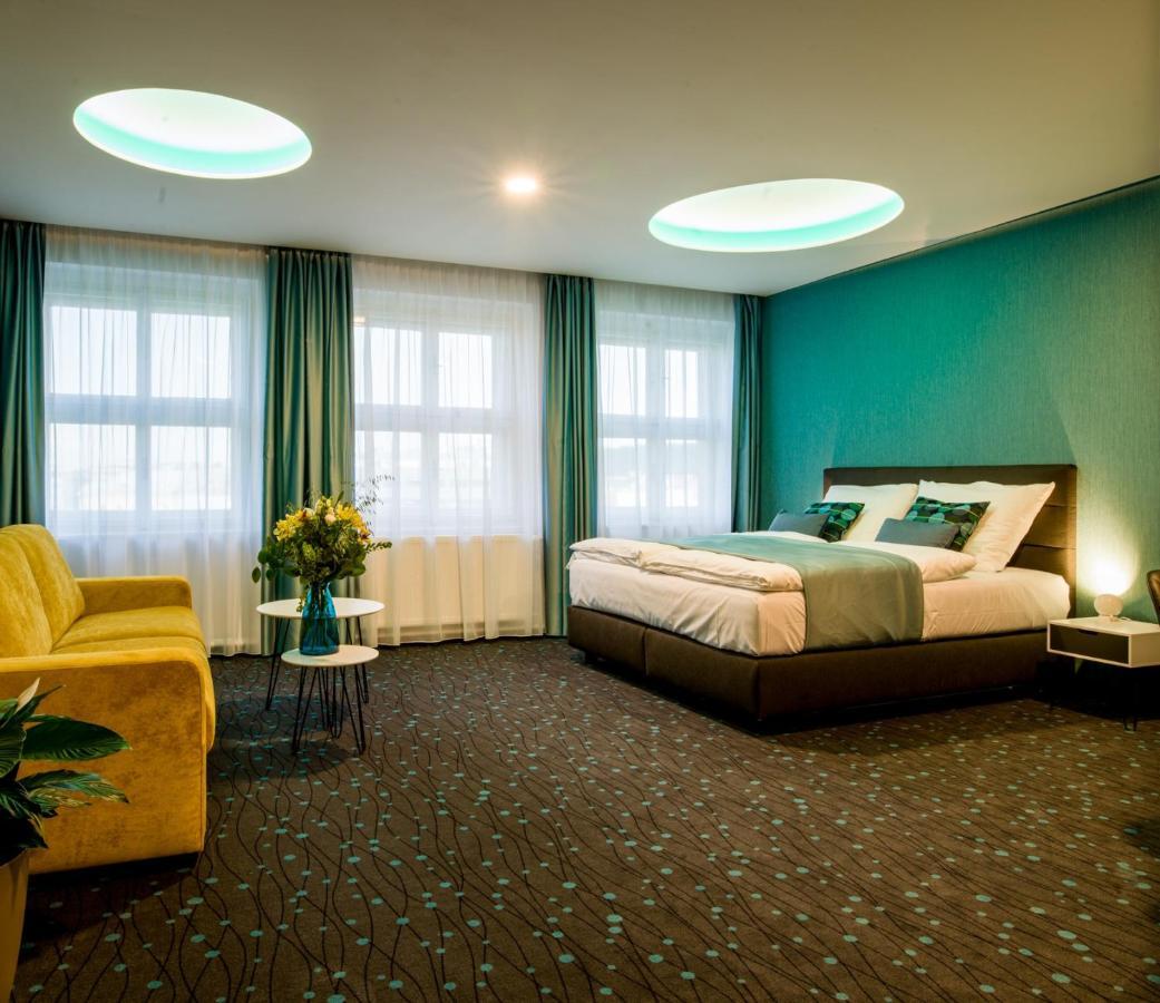 Rooftop Planet Otel 4*