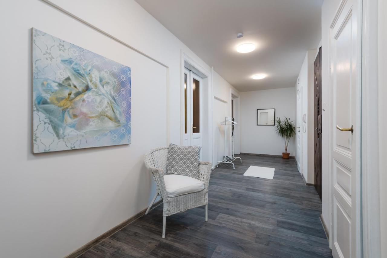Airstay Gallery Vinohrady *