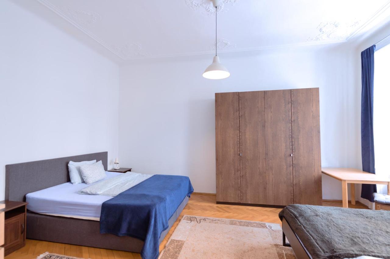 Vezenska Apartment