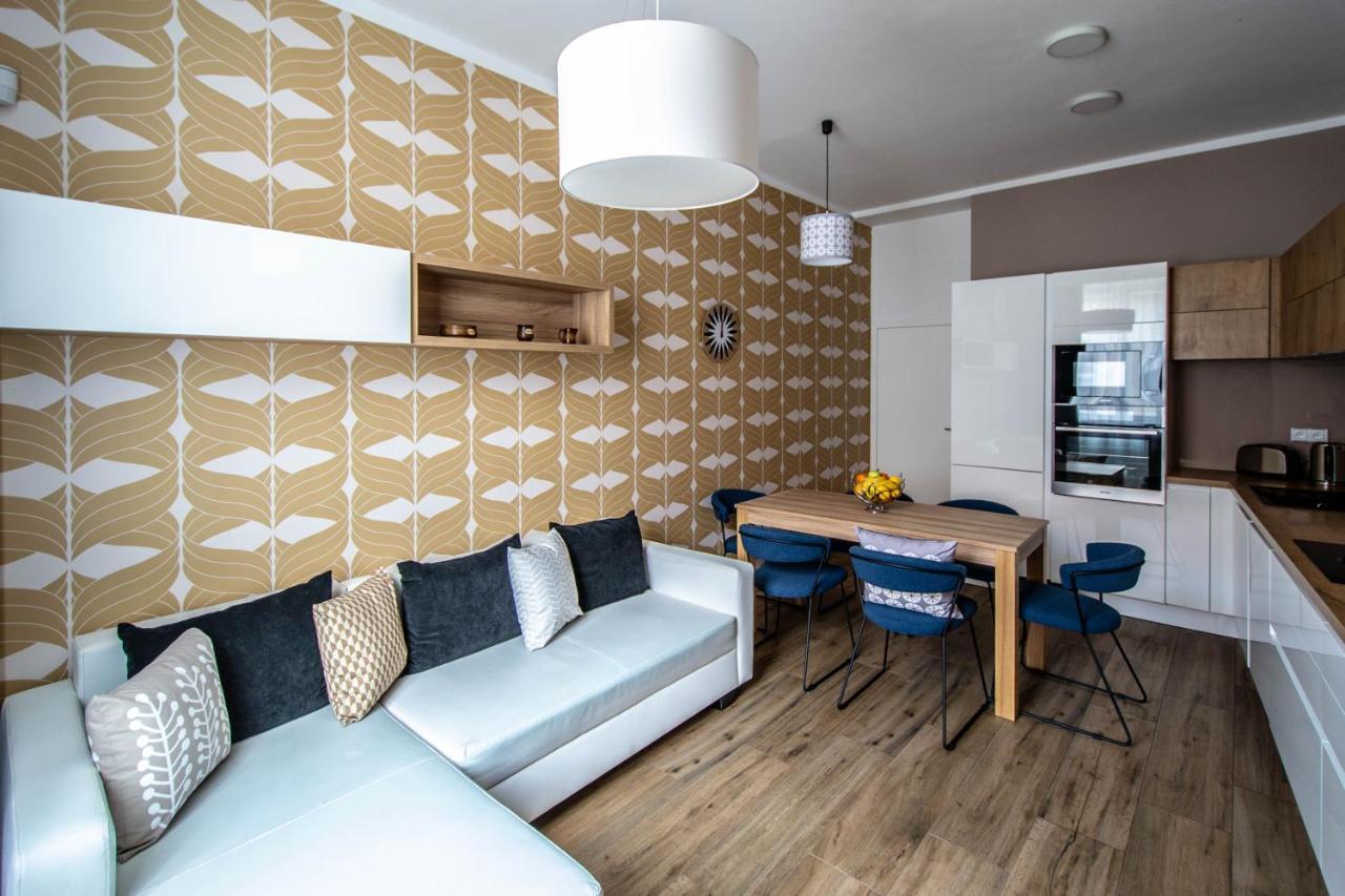 Executive Bright Apt. By Ruterra Praga