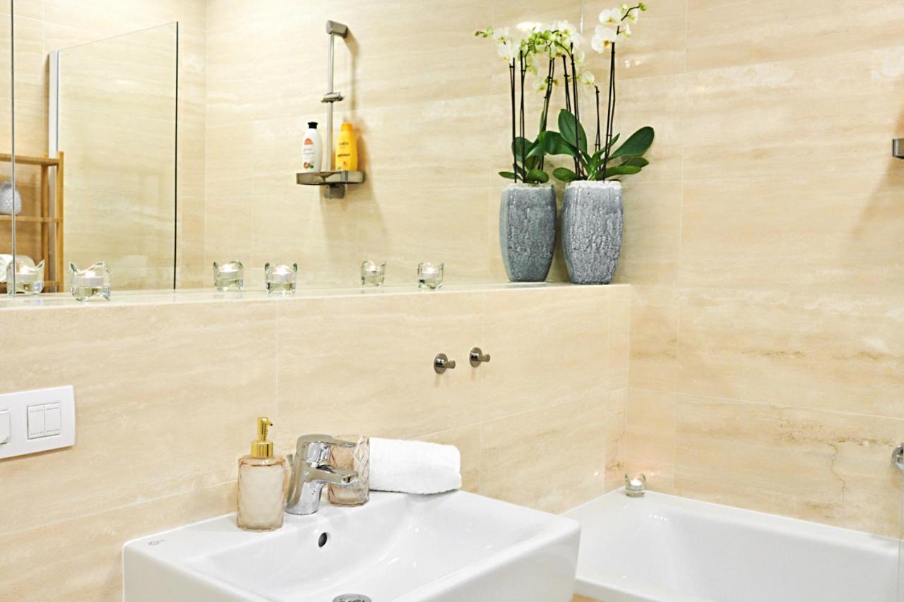 Palace Dlouha - Old Town Apartment *