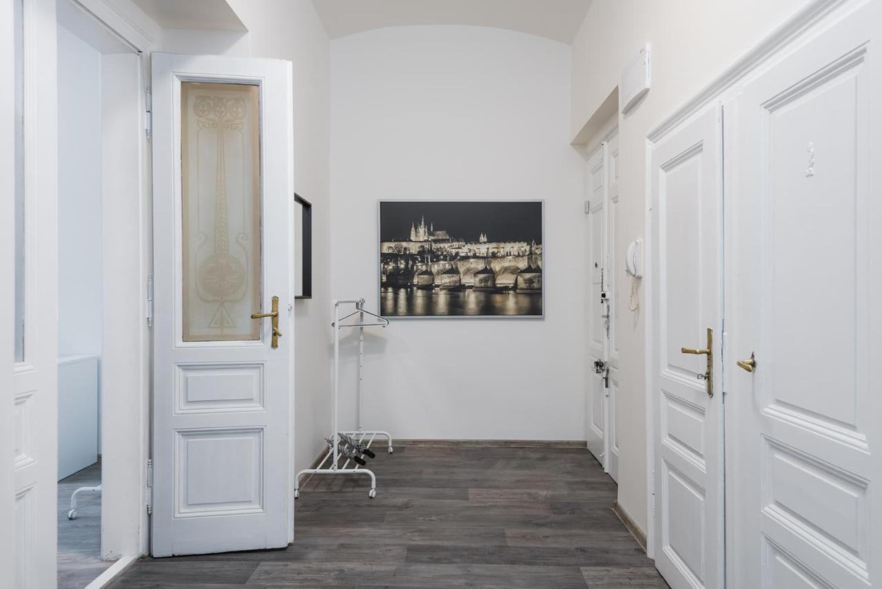 Airstay Gallery Vinohrady Prague