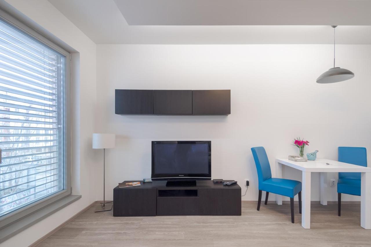 Appartement Bright Studio, 10min Centre, Free Parking